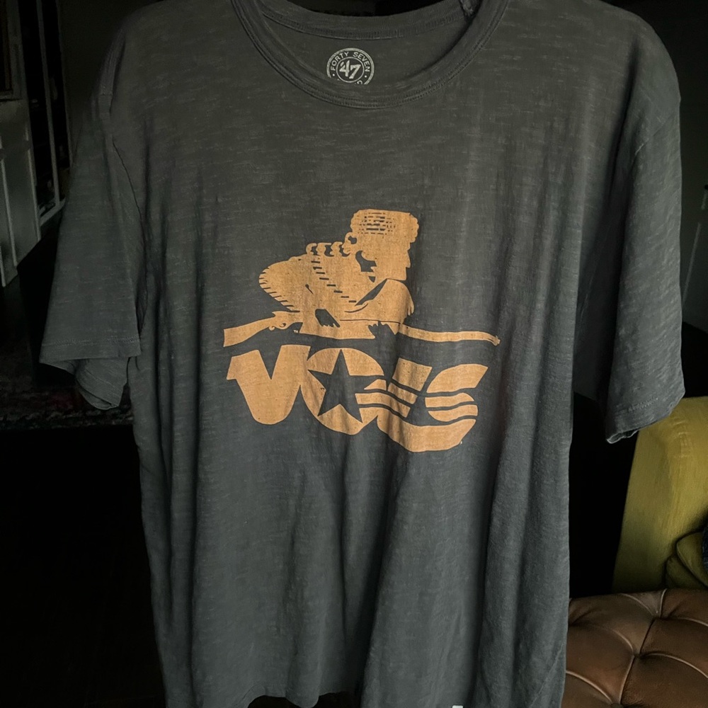 47 brand Tennessee Volunteers Charcoal Tee men’s XL